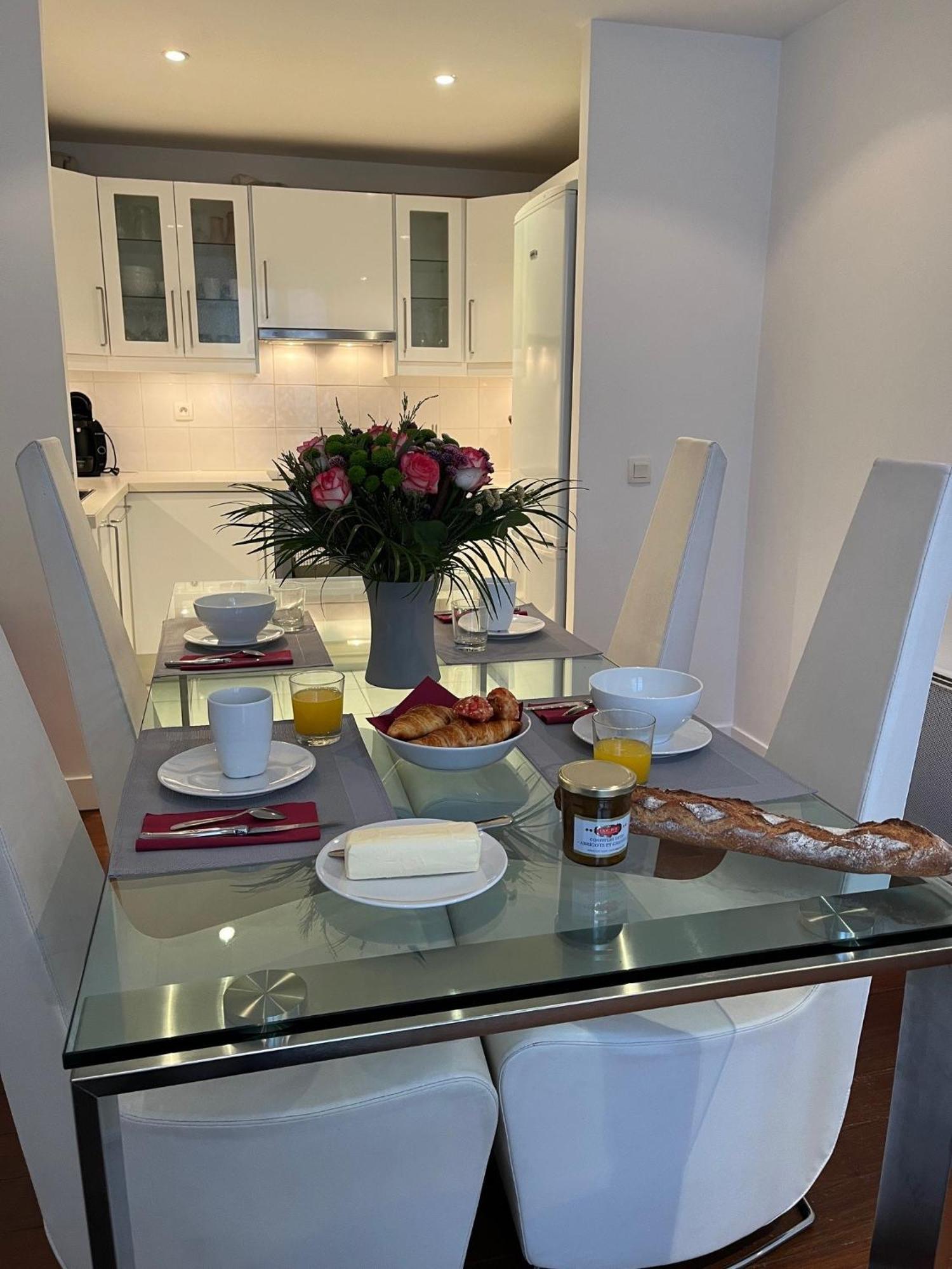 Bel Appartement Chic Et Cosy 78100 Saint-Germain-en-Laye Bagian luar foto