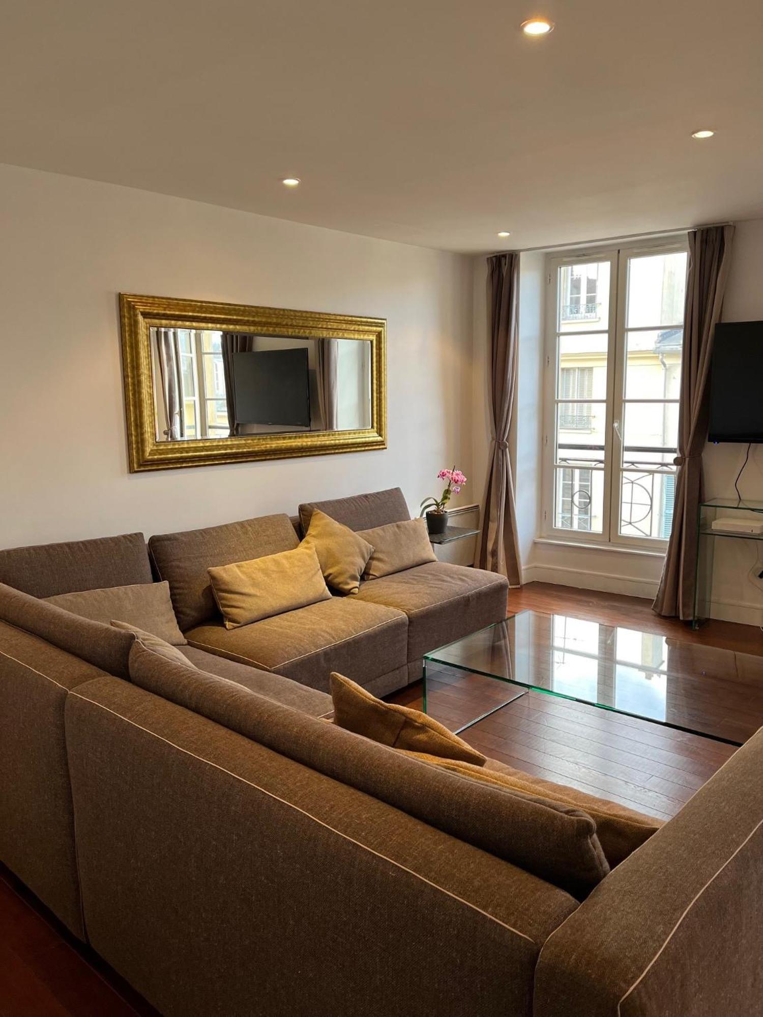 Bel Appartement Chic Et Cosy 78100 Saint-Germain-en-Laye Bagian luar foto